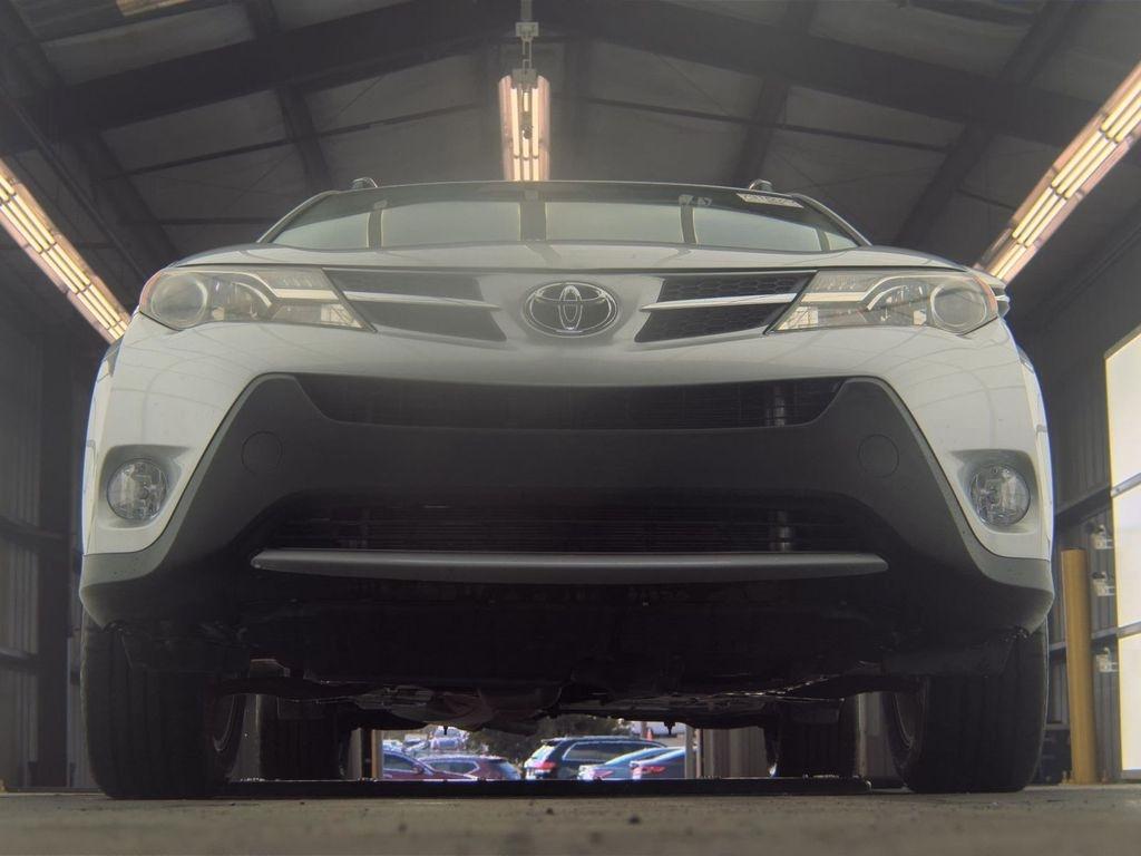 Toyota RAV4  2013