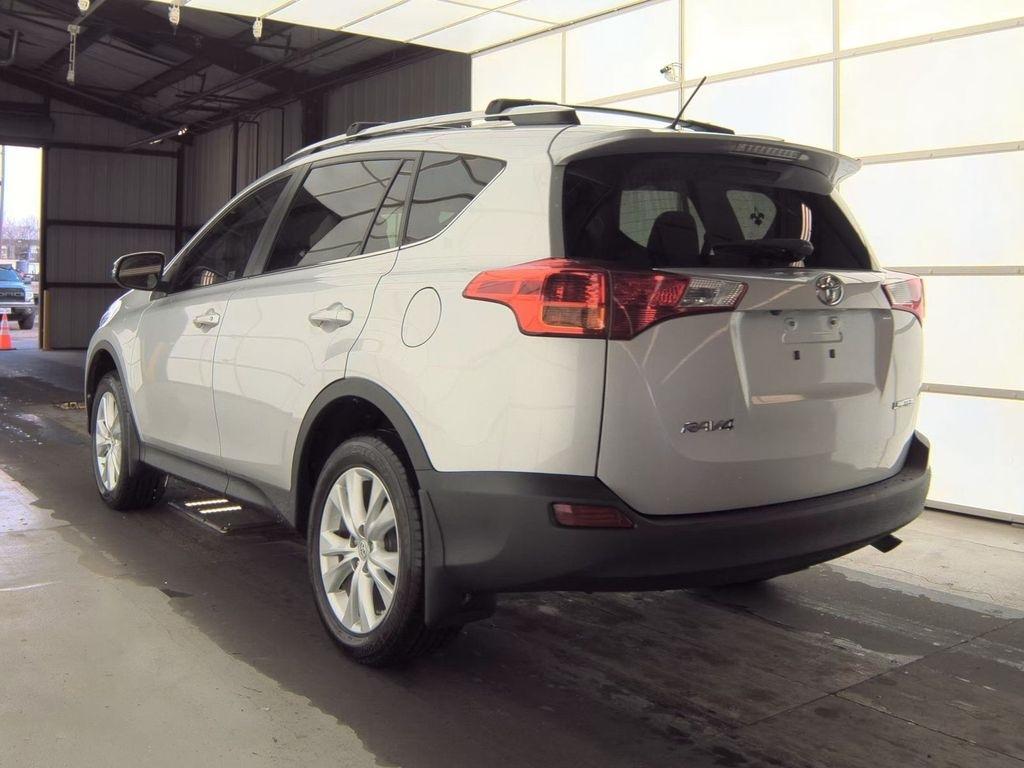 Toyota RAV4  2013