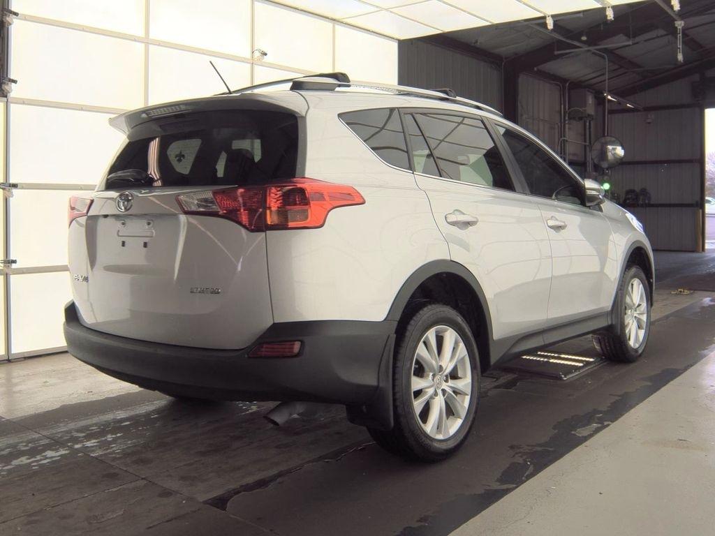 Toyota RAV4  2013