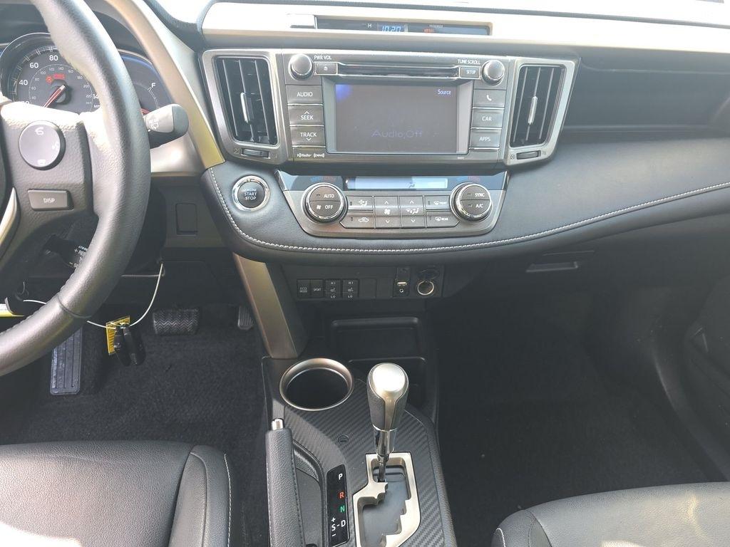 Toyota RAV4  2013