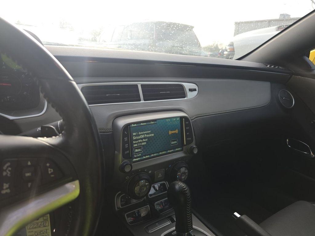 Chevrolet Camaro  2015