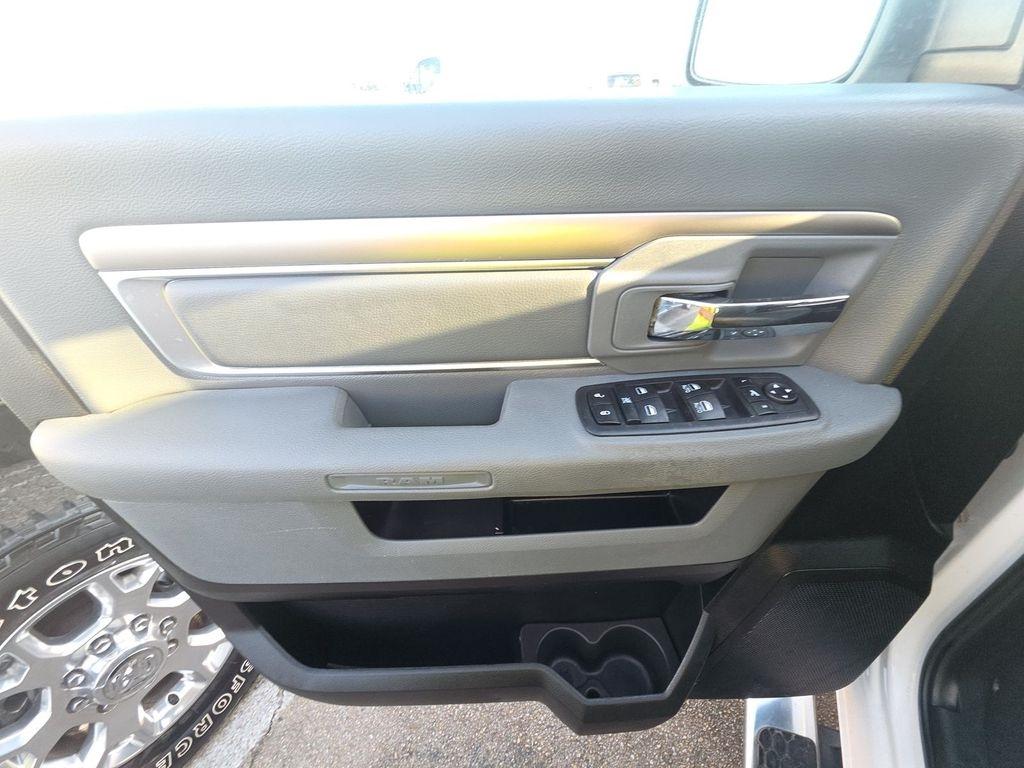 RAM 1500 Classic  2019