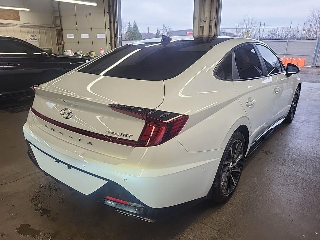 Hyundai Sonata  2022