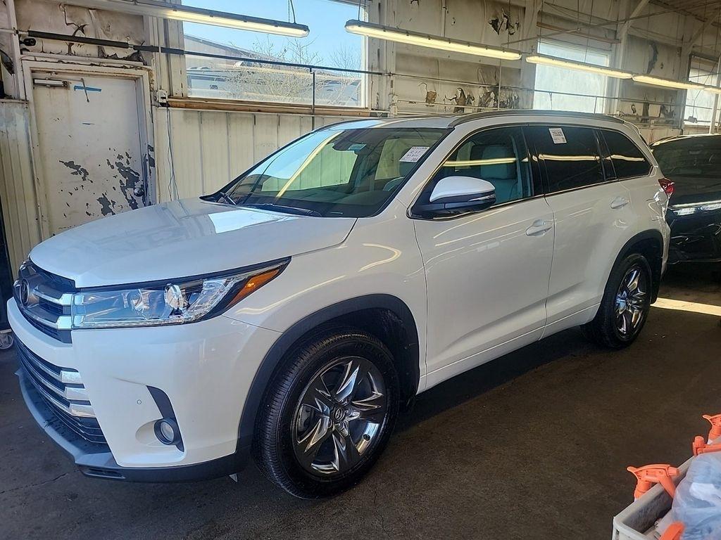 Toyota Highlander  2018