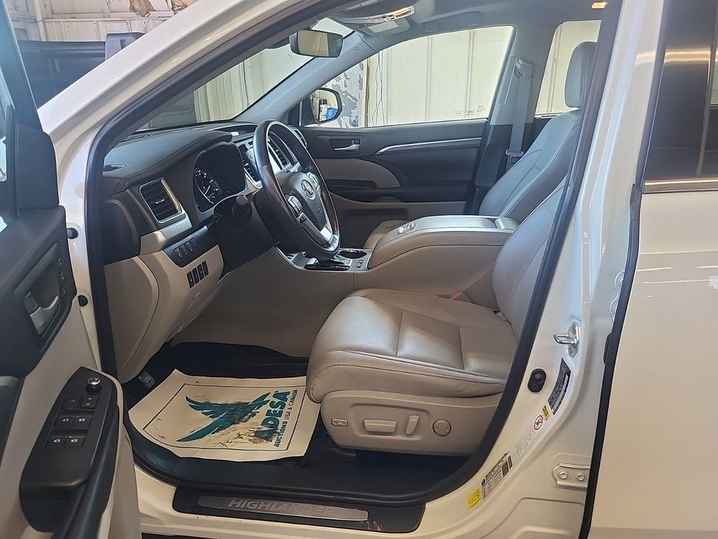 Toyota Highlander  2018