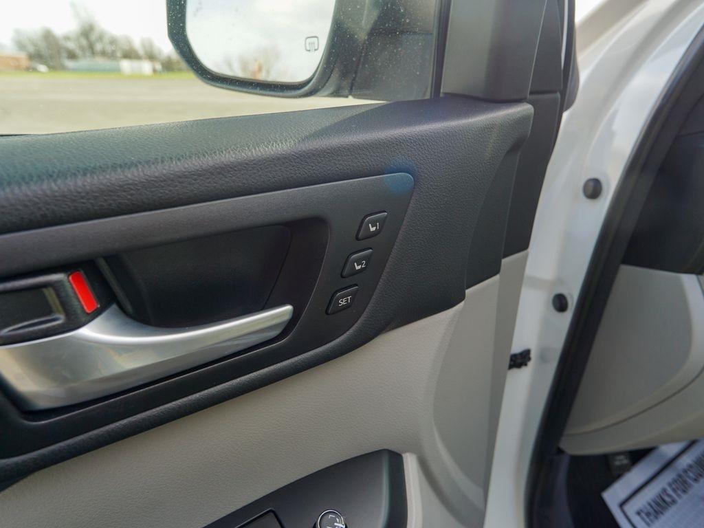 Toyota Highlander  2018