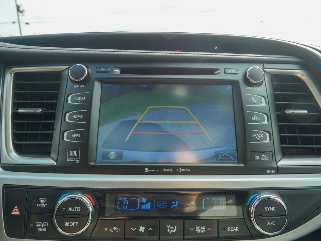 Toyota Highlander  2018