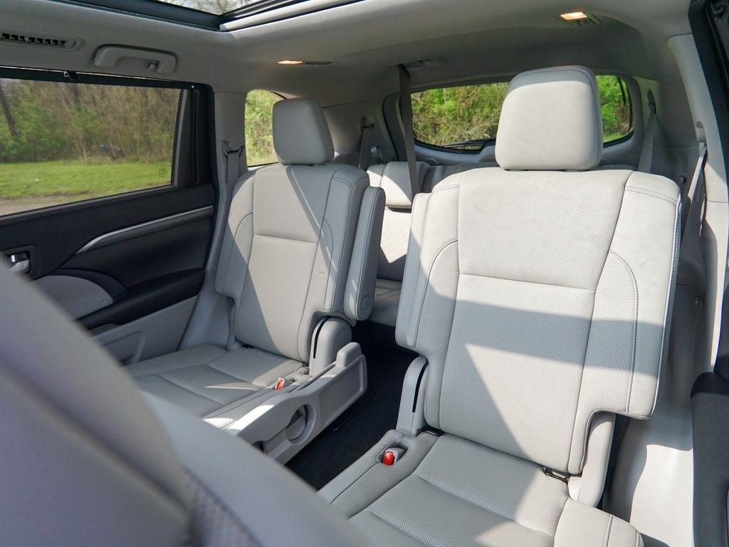 Toyota Highlander  2018