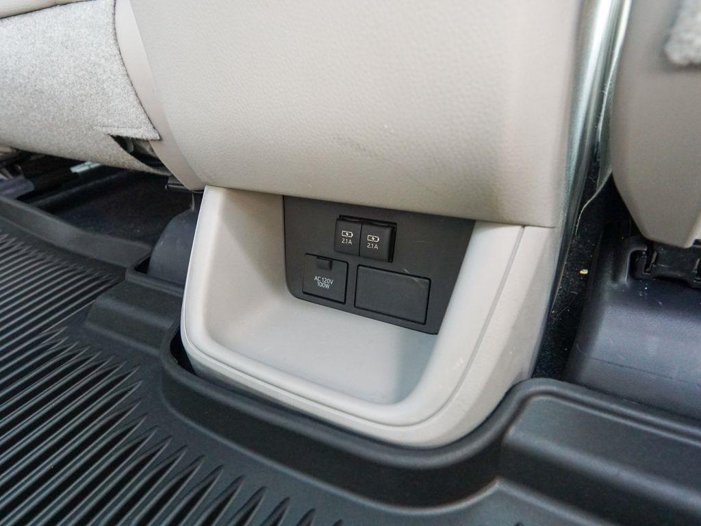 Toyota Highlander  2018