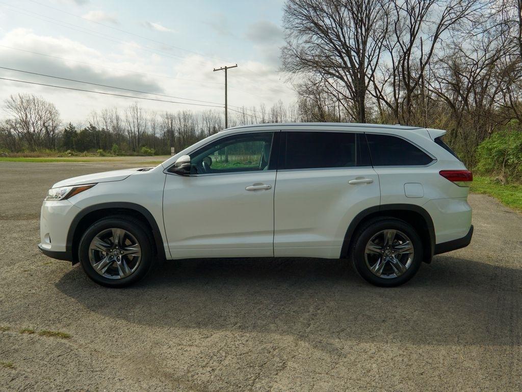Toyota Highlander  2018