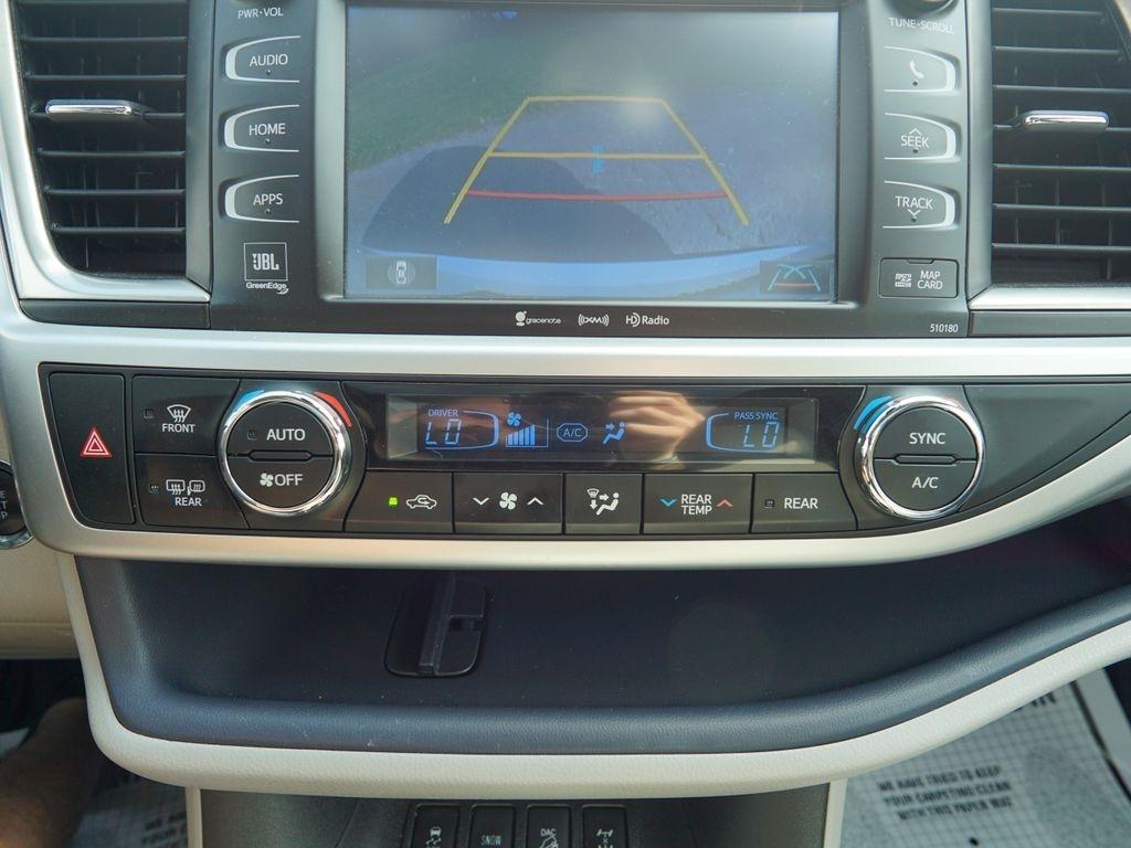 Toyota Highlander  2018