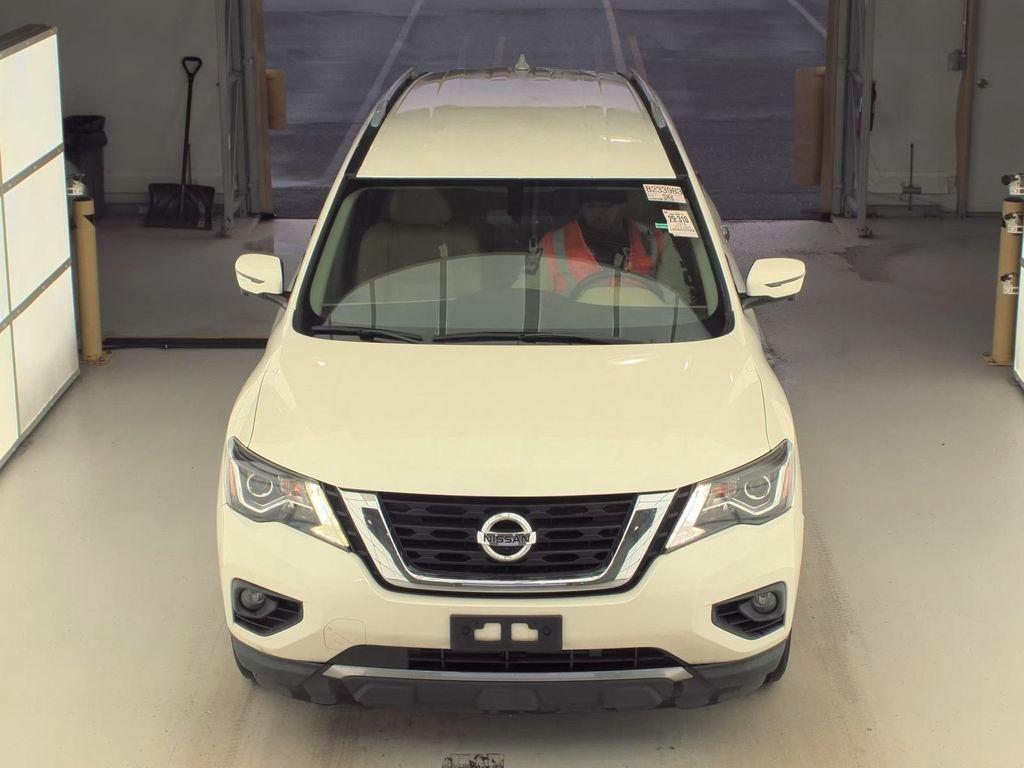 Nissan Pathfinder  2019