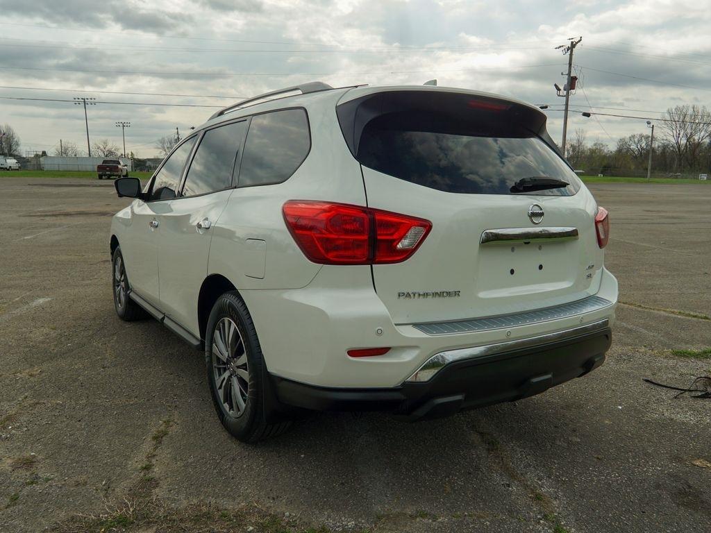 Nissan Pathfinder  2019