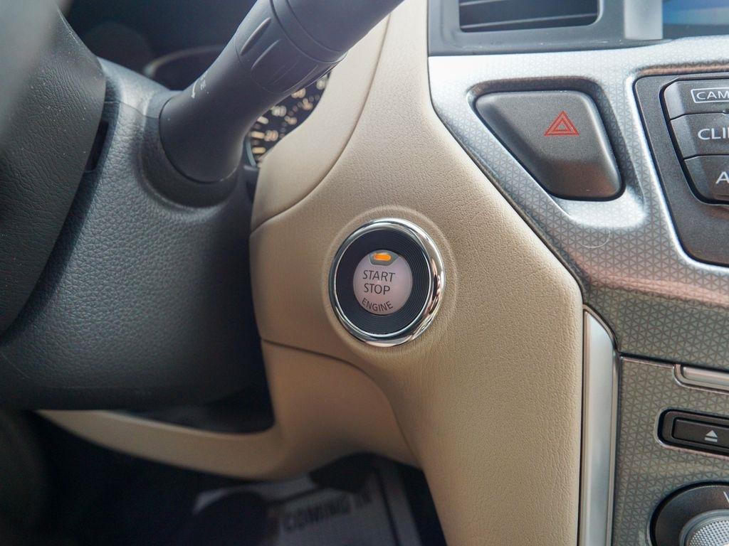 Nissan Pathfinder  2019