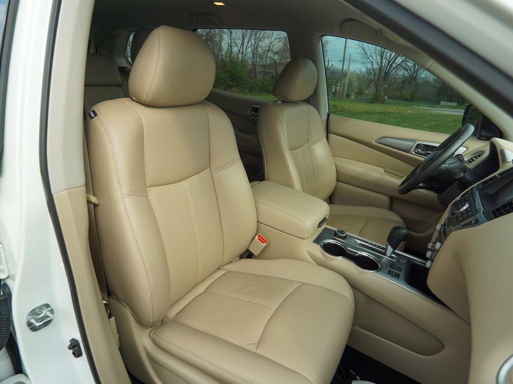 Nissan Pathfinder  2019