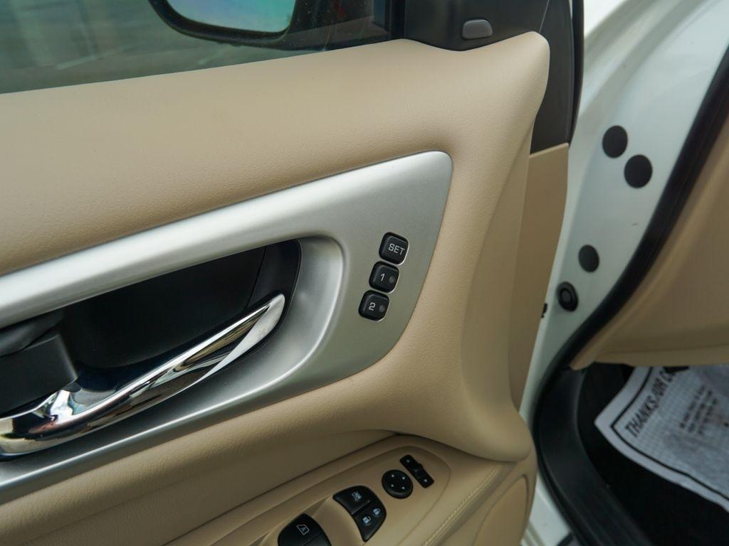 Nissan Pathfinder  2019