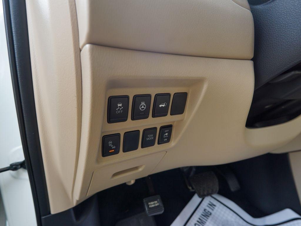 Nissan Pathfinder  2019