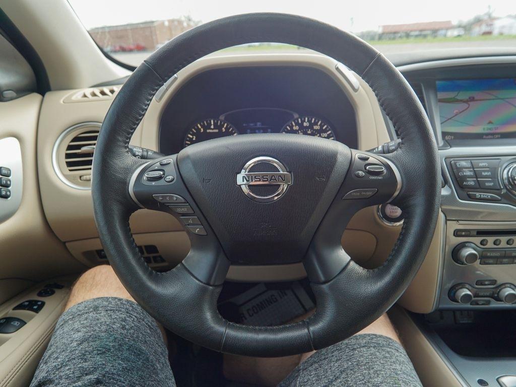 Nissan Pathfinder  2019