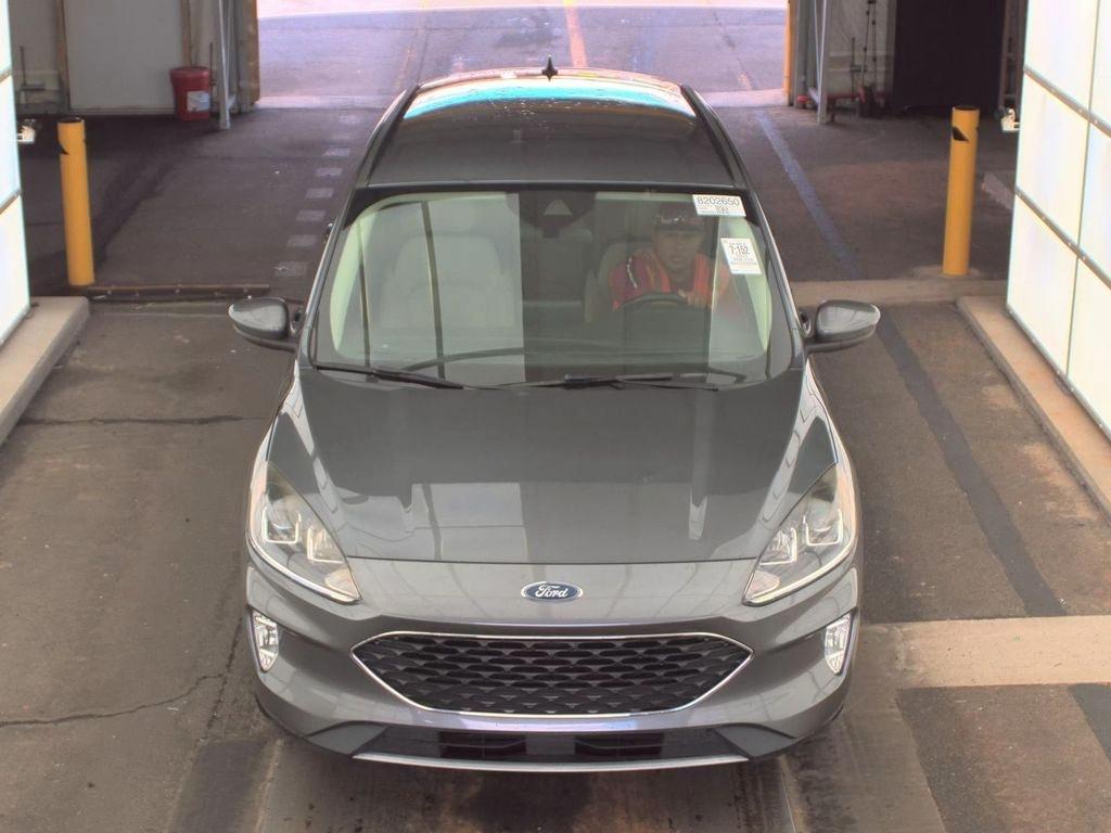 Ford Escape  2021