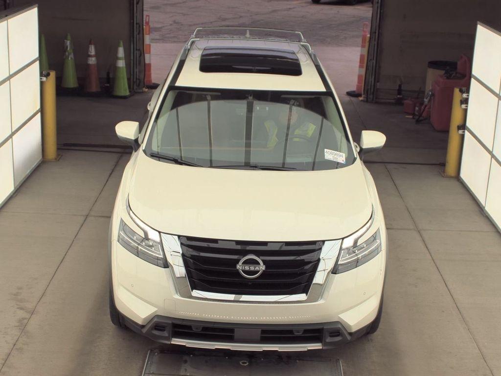Nissan Pathfinder  2023