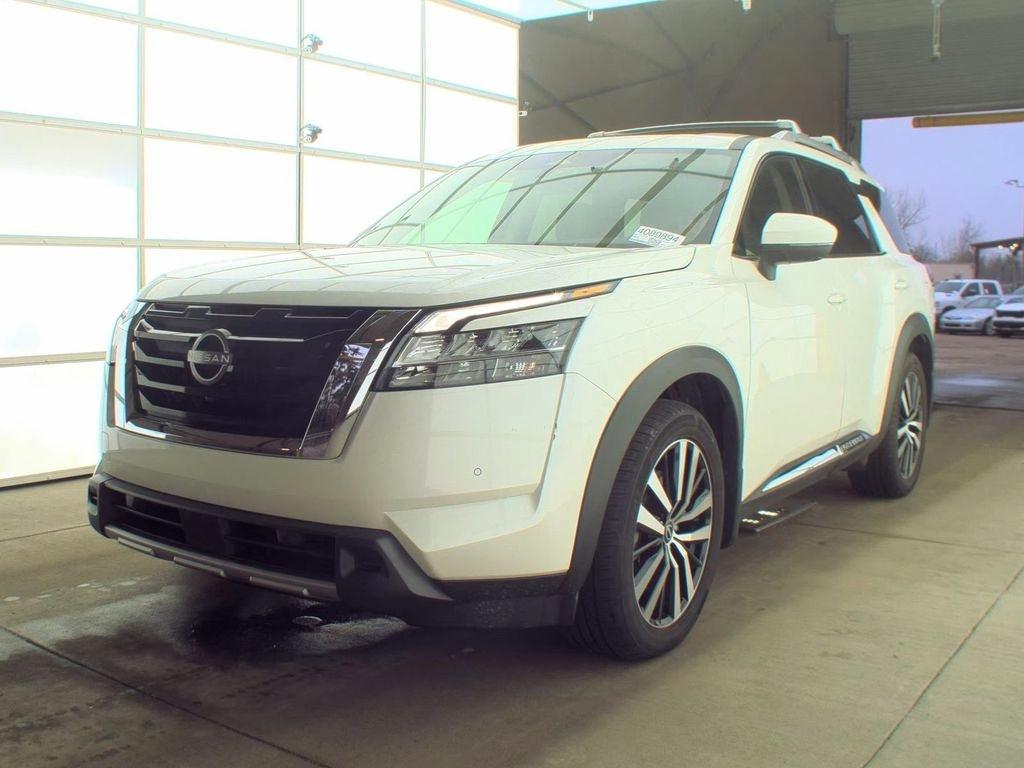 Nissan Pathfinder  2023