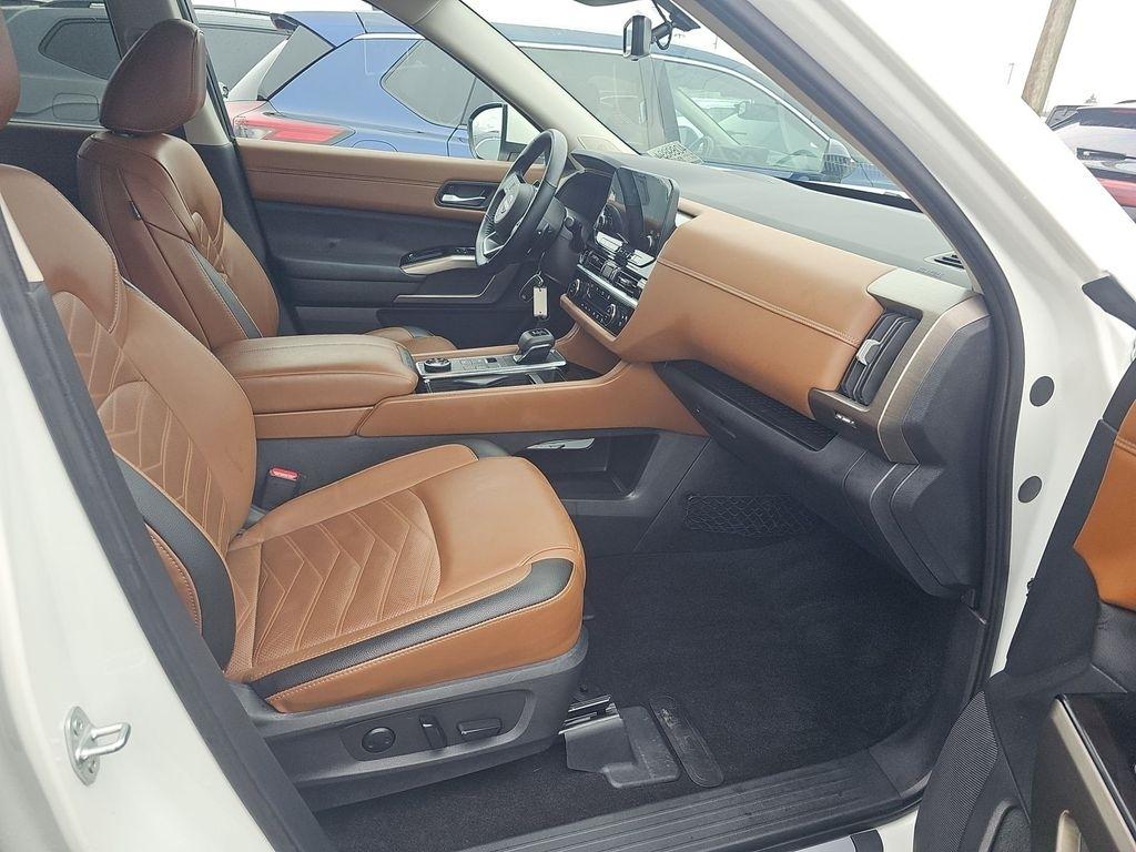 Nissan Pathfinder  2023