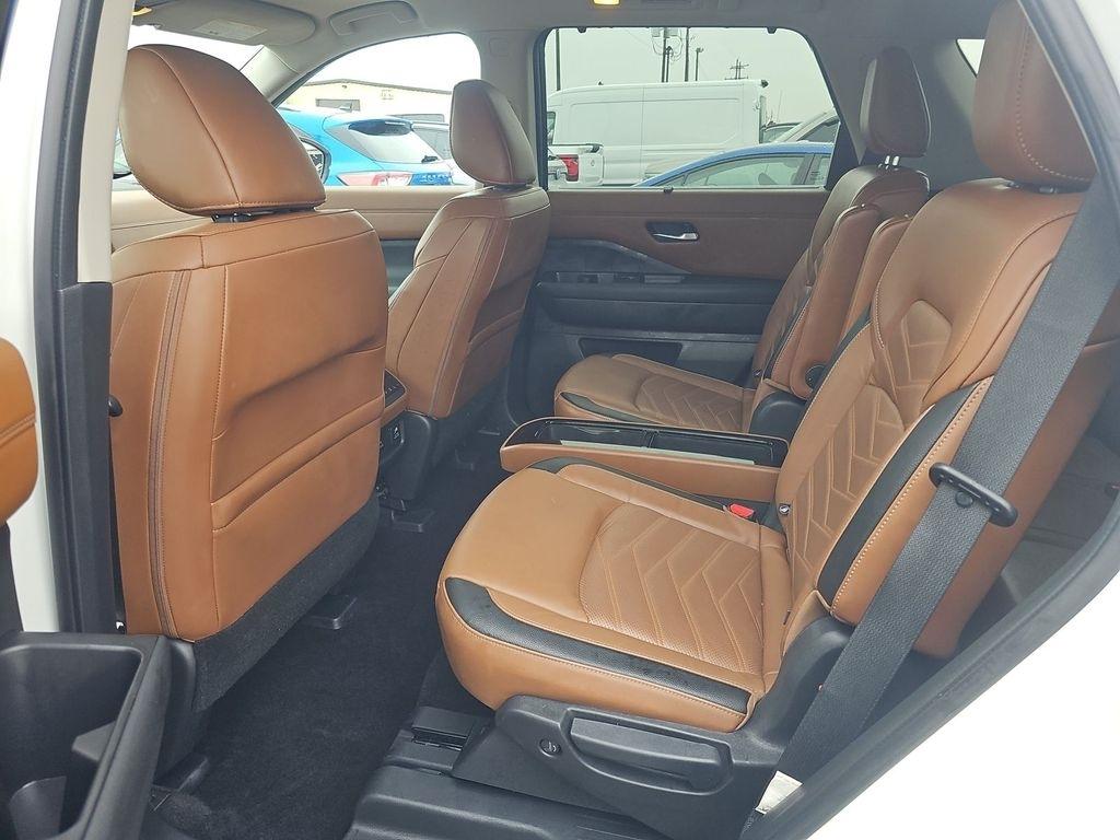 Nissan Pathfinder  2023