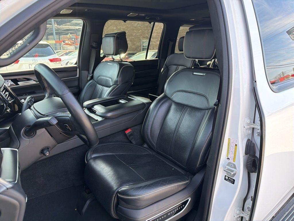 Jeep Grand Wagoneer  2024