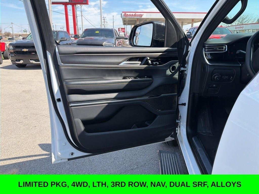 Jeep Grand Wagoneer  2024