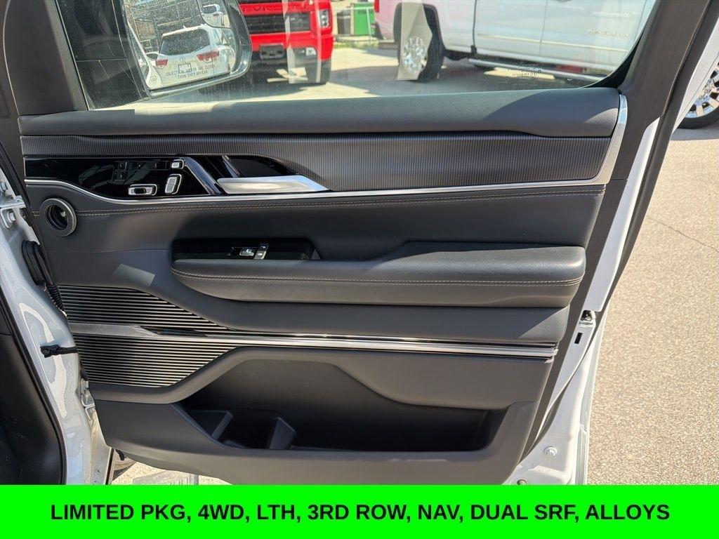 Jeep Grand Wagoneer  2024