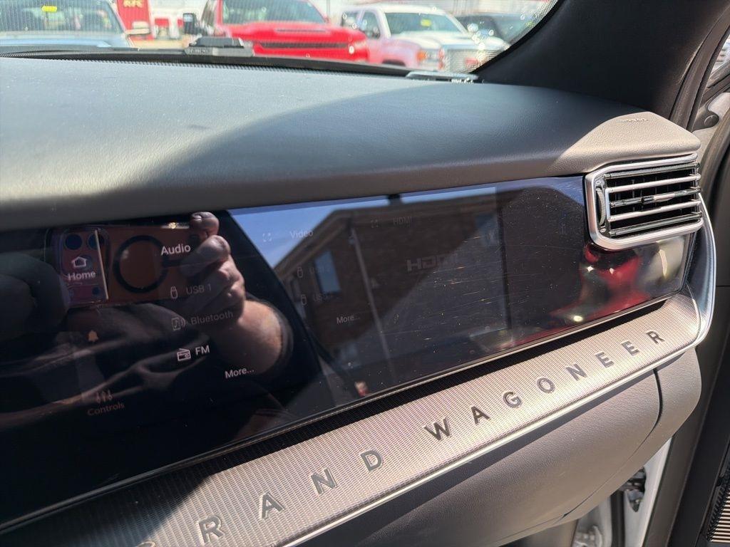 Jeep Grand Wagoneer  2024