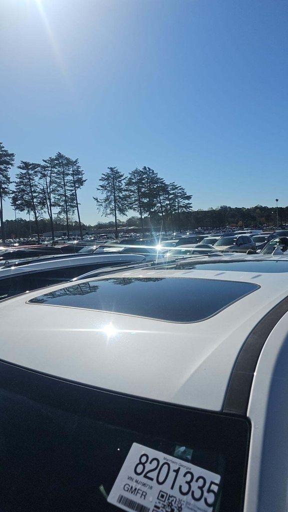 Chevrolet Traverse  2021