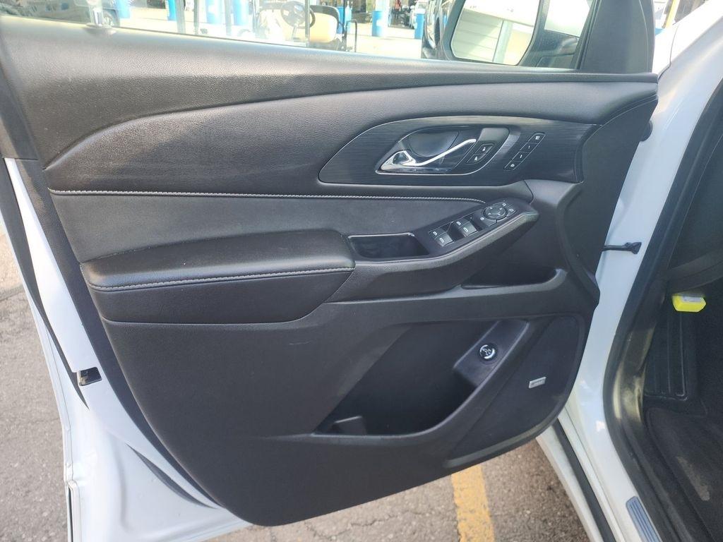 Chevrolet Traverse  2021