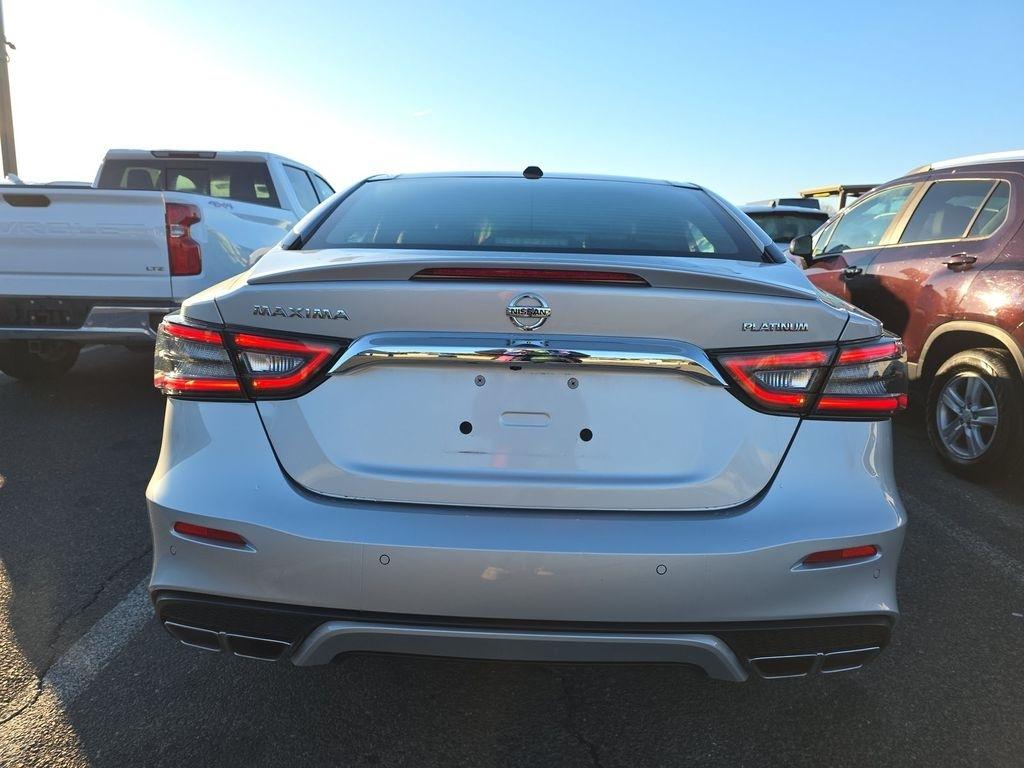 Nissan Maxima  2019