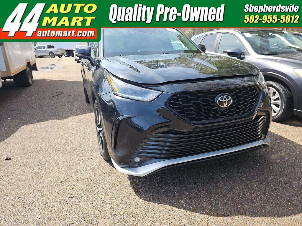 Toyota Highlander  2021