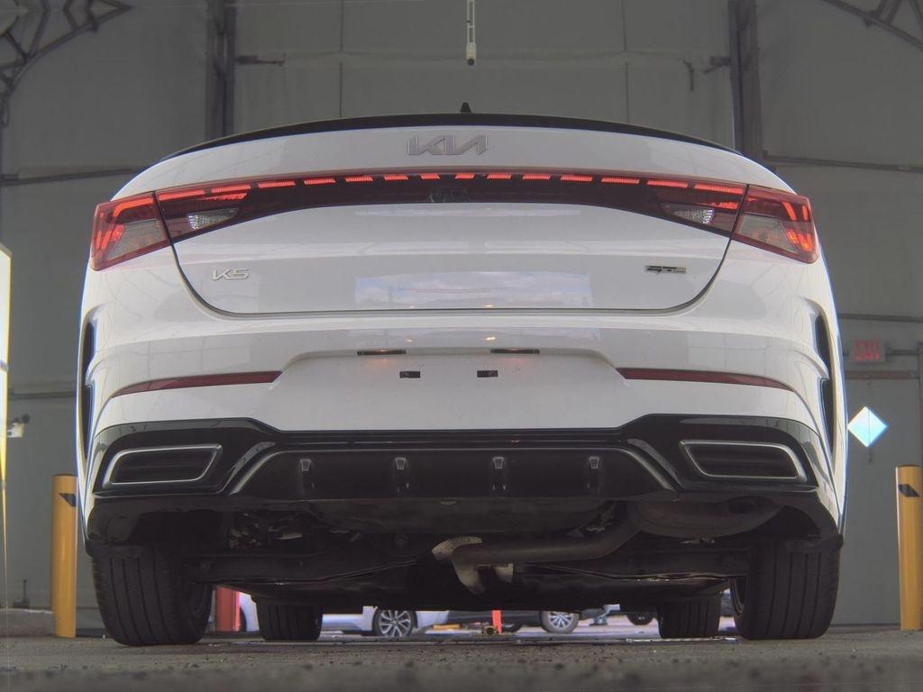 Kia K5  2023