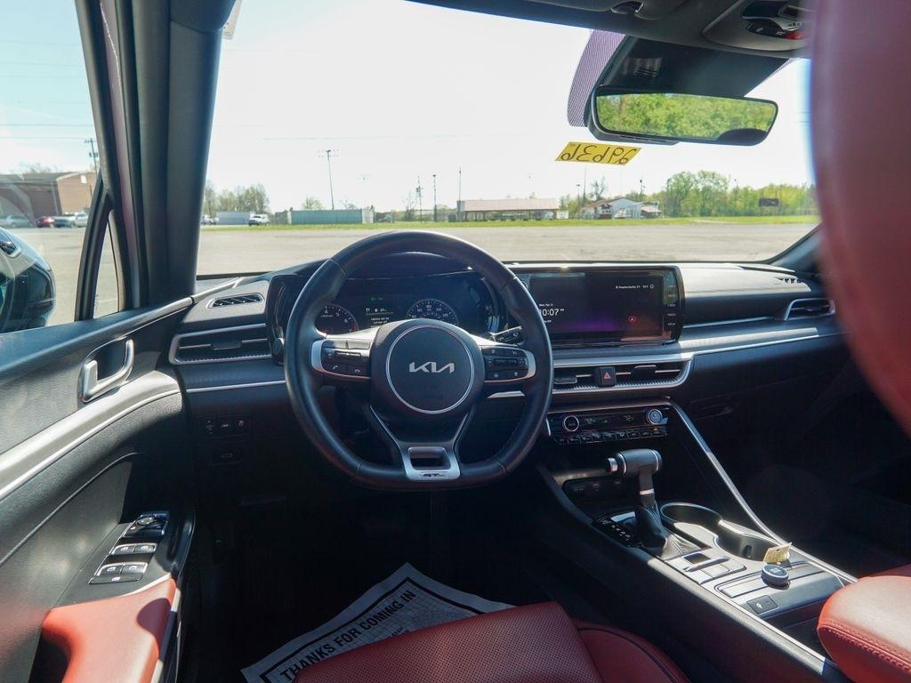 Kia K5  2023