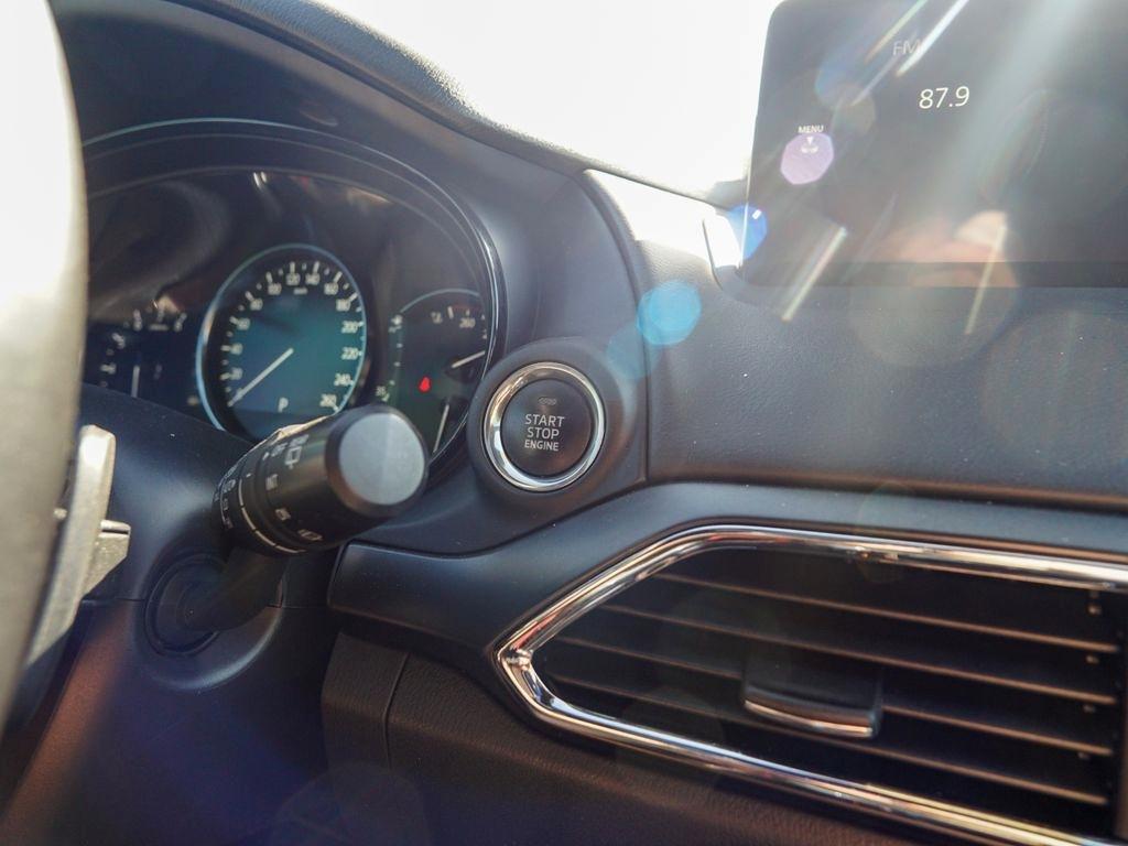 Mazda CX-9  2021