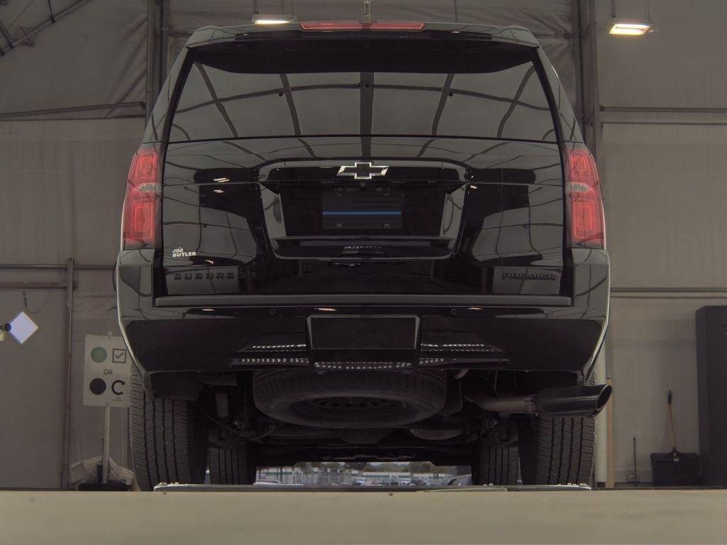 Chevrolet Suburban  2019