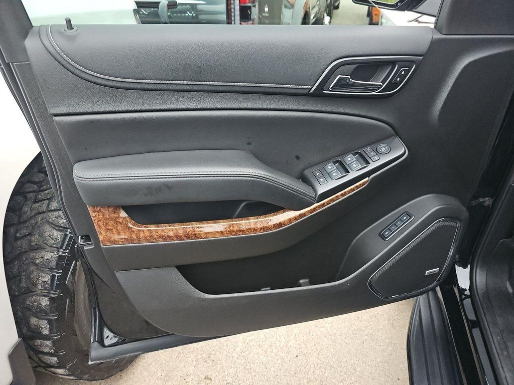 Chevrolet Suburban  2019