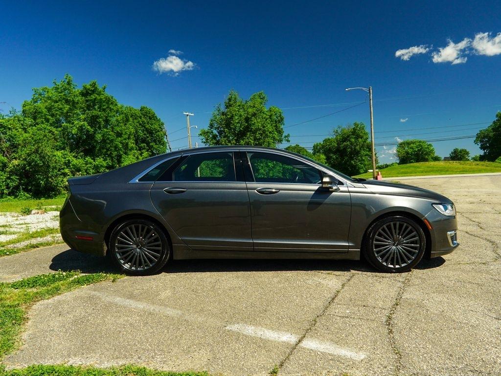 Lincoln MKZ  2017