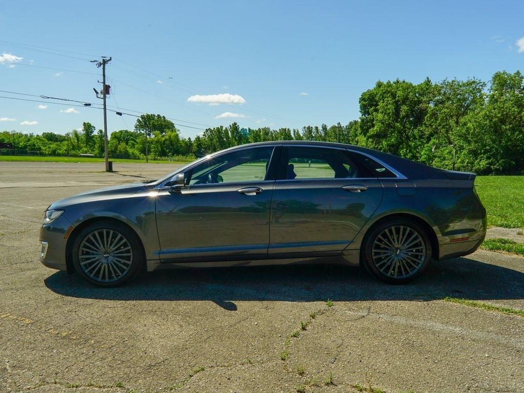 Lincoln MKZ  2017