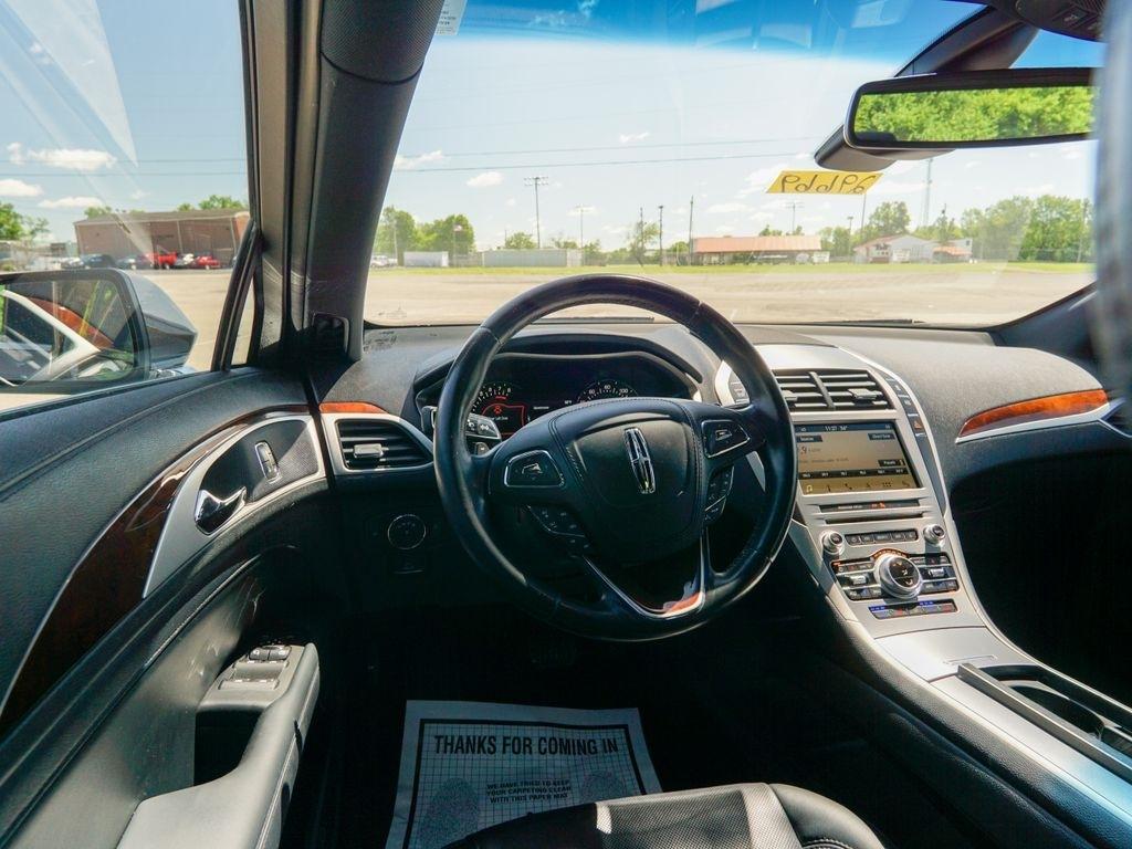 Lincoln MKZ  2017