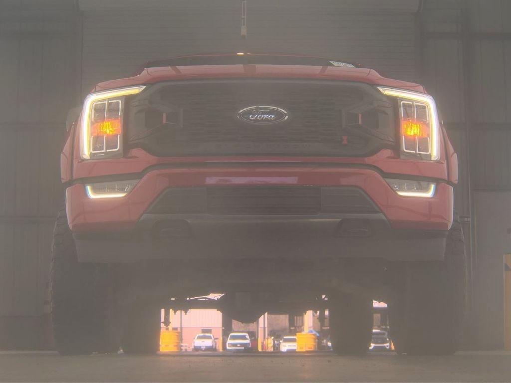 Ford F-150  2021