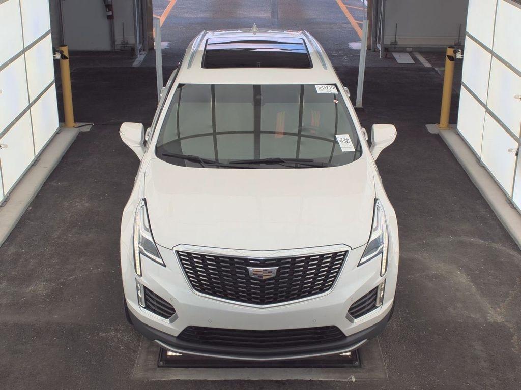 Cadillac XT5  2021