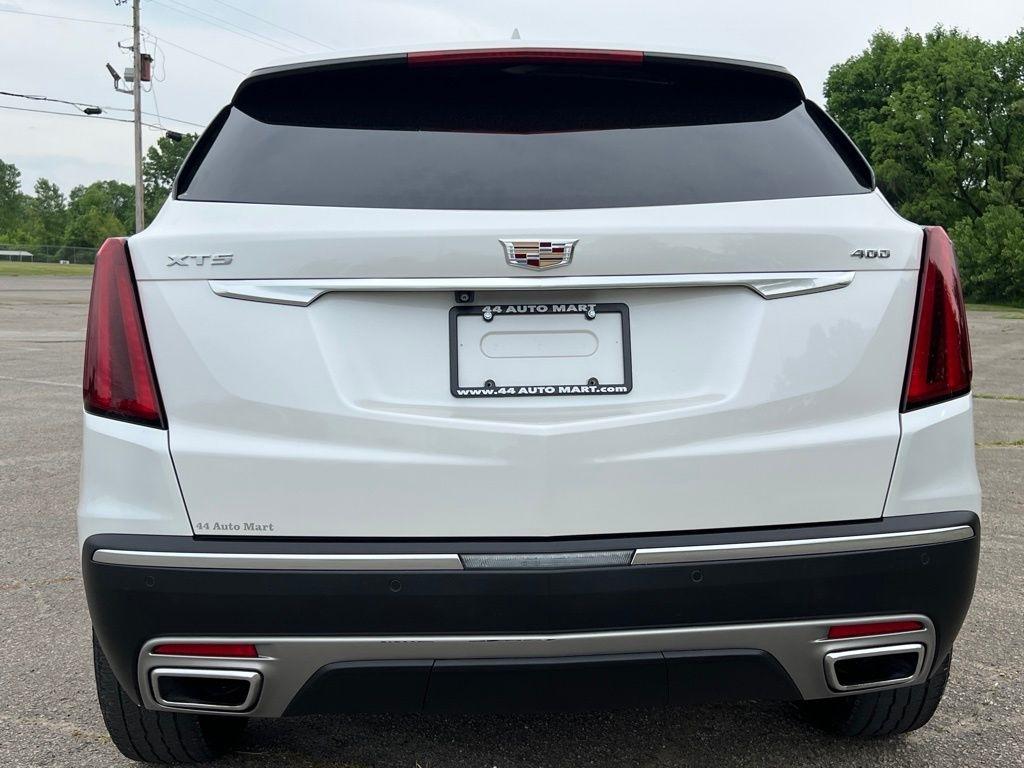 Cadillac XT5  2021