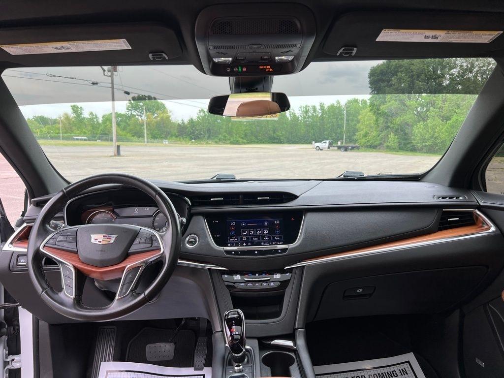 Cadillac XT5  2021