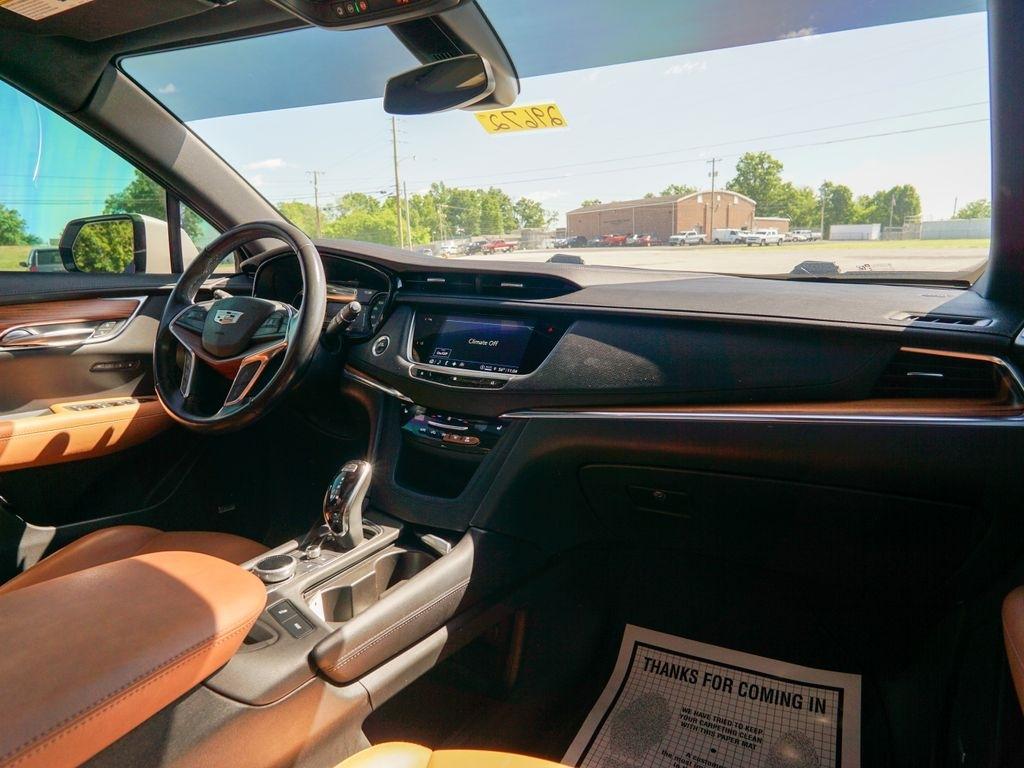 Cadillac XT5  2021