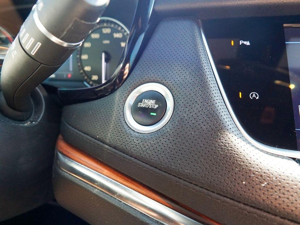 Cadillac XT5  2021
