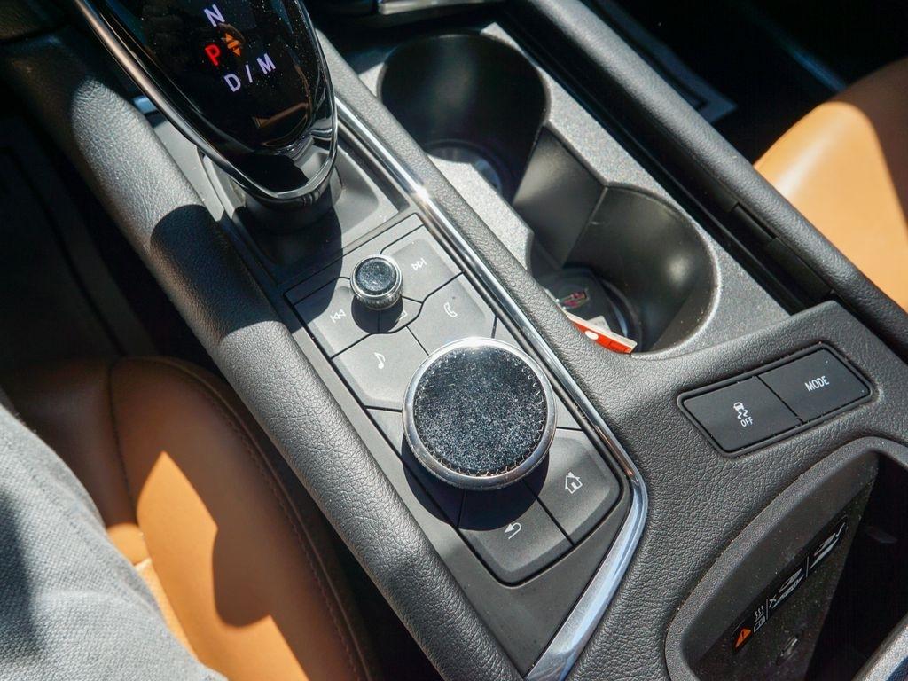 Cadillac XT5  2021